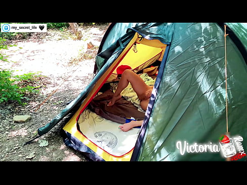 ❤️ ຖ່າຍໃນກ້ອງຖ່າຍຮູບ Passionate jerk off Stranger in a tent ❤️ ວິດີໂອທາງຮູທະວານ ທີ່ lo.pornhills-com.ru ﹏